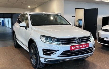 Volkswagen Touareg III, 2016 год, 4 150 000 рублей, 5 фотография