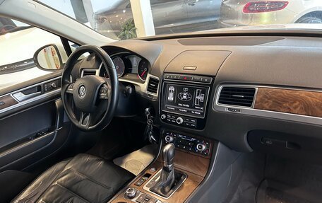 Volkswagen Touareg III, 2016 год, 4 150 000 рублей, 26 фотография