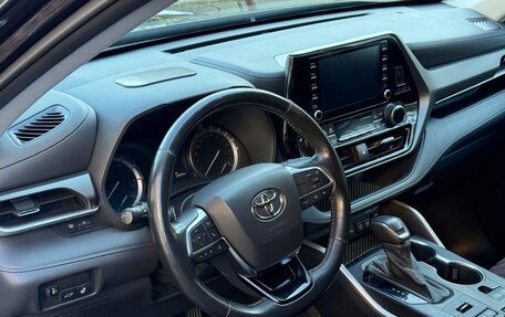 Toyota Highlander, 2020 год, 5 290 000 рублей, 11 фотография