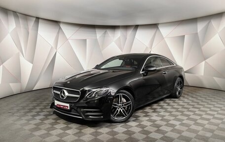 Mercedes-Benz E-Класс, 2018 год, 4 549 700 рублей, 1 фотография