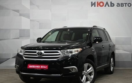 Toyota Highlander III, 2011 год, 2 250 000 рублей, 1 фотография