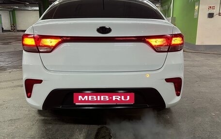 KIA Rio IV, 2018 год, 1 330 000 рублей, 5 фотография