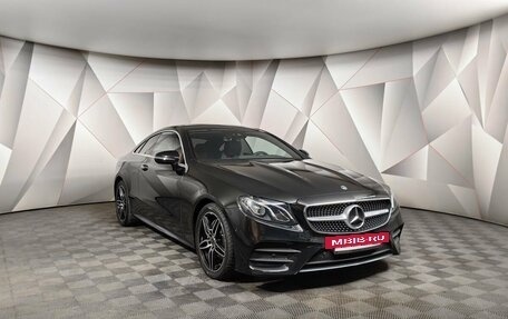 Mercedes-Benz E-Класс, 2018 год, 4 549 700 рублей, 3 фотография