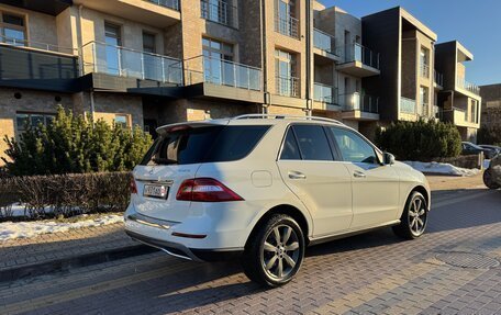 Mercedes-Benz M-Класс, 2012 год, 2 390 000 рублей, 4 фотография