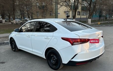 Hyundai Solaris II рестайлинг, 2020 год, 1 350 000 рублей, 4 фотография