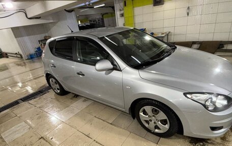 Hyundai i30 I, 2010 год, 620 000 рублей, 3 фотография