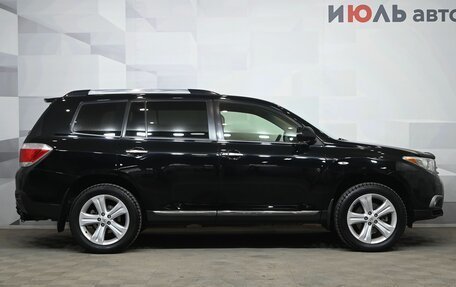 Toyota Highlander III, 2011 год, 2 250 000 рублей, 10 фотография