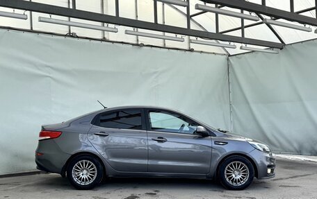 KIA Rio III рестайлинг, 2015 год, 999 000 рублей, 9 фотография