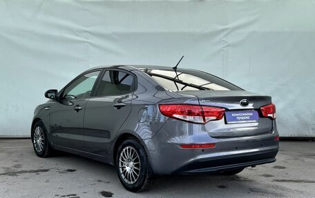 KIA Rio III рестайлинг, 2015 год, 999 000 рублей, 5 фотография