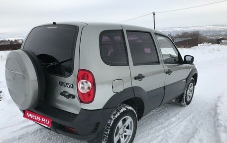 Chevrolet Niva I рестайлинг, 2012 год, 535 000 рублей, 3 фотография