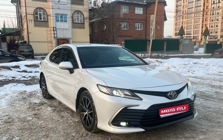 Toyota Camry, 2021 год, 3 420 000 рублей, 1 фотография