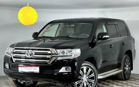 Toyota Land Cruiser 200, 2016 год, 6 990 000 рублей, 1 фотография