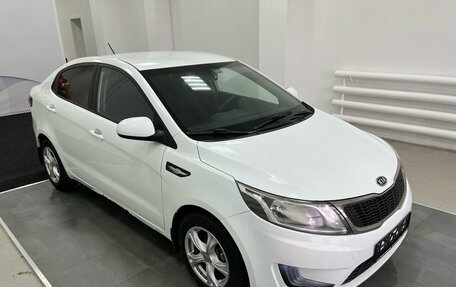 KIA Rio III рестайлинг, 2012 год, 680 000 рублей, 3 фотография