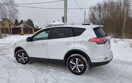 Toyota RAV4, 2019 год, 2 650 000 рублей, 4 фотография