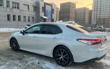 Toyota Camry, 2021 год, 3 420 000 рублей, 7 фотография