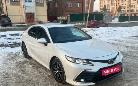 Toyota Camry, 2021 год, 3 420 000 рублей, 10 фотография