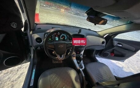 Chevrolet Cruze II, 2011 год, 700 000 рублей, 4 фотография