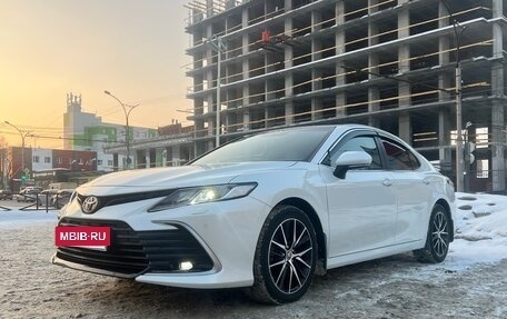 Toyota Camry, 2021 год, 3 420 000 рублей, 13 фотография