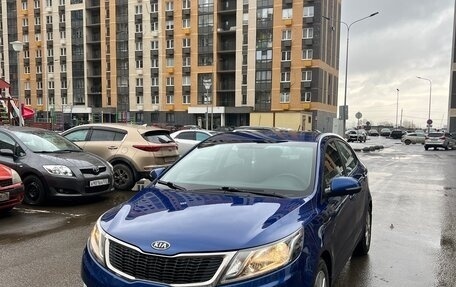 KIA Rio III рестайлинг, 2011 год, 800 000 рублей, 2 фотография