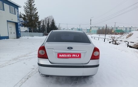 Ford Focus II рестайлинг, 2006 год, 4 фотография