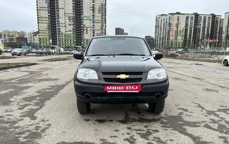 Chevrolet Niva I рестайлинг, 2011 год, 415 000 рублей, 2 фотография