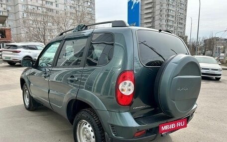 Chevrolet Niva I рестайлинг, 2018 год, 799 000 рублей, 3 фотография