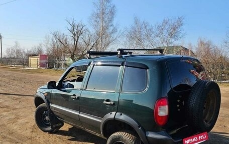 Chevrolet Niva I рестайлинг, 2004 год, 650 000 рублей, 25 фотография