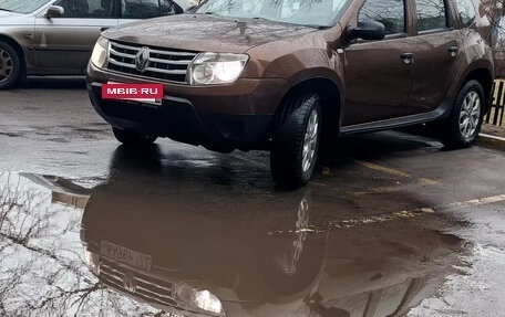 Renault Duster I рестайлинг, 2014 год, 1 000 000 рублей, 2 фотография