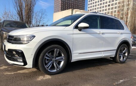 Volkswagen Tiguan II, 2019 год, 3 990 000 рублей, 8 фотография