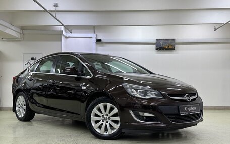 Opel Astra J, 2014 год, 949 000 рублей, 3 фотография