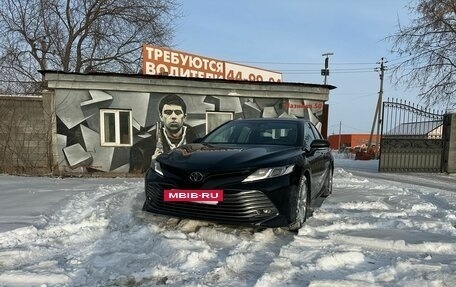 Toyota Camry, 2019 год, 2 950 000 рублей, 3 фотография