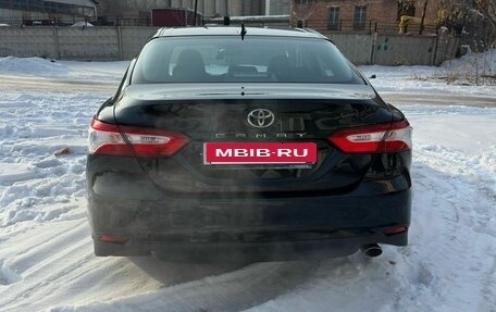 Toyota Camry, 2019 год, 2 950 000 рублей, 17 фотография