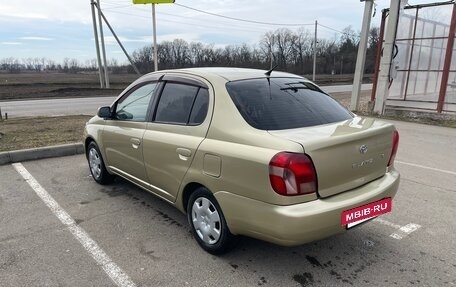 Toyota Platz, 2000 год, 410 000 рублей, 3 фотография