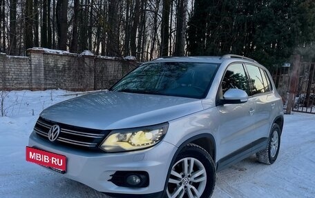 Volkswagen Tiguan I, 2011 год, 1 260 000 рублей, 4 фотография