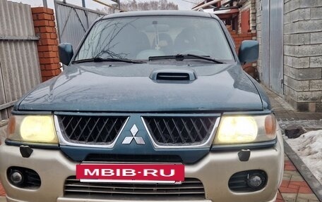 Mitsubishi Pajero Sport II рестайлинг, 2004 год, 750 000 рублей, 2 фотография