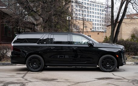 Cadillac Escalade V, 2023 год, 15 500 000 рублей, 3 фотография