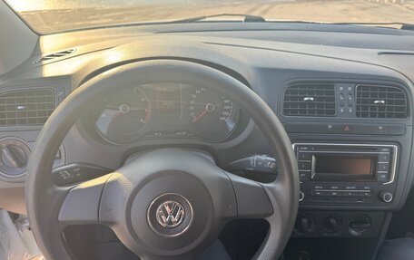 Volkswagen Polo VI (EU Market), 2014 год, 870 000 рублей, 12 фотография