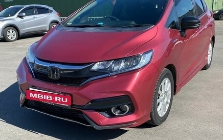 Honda Fit III, 2018 год, 1 600 000 рублей, 3 фотография