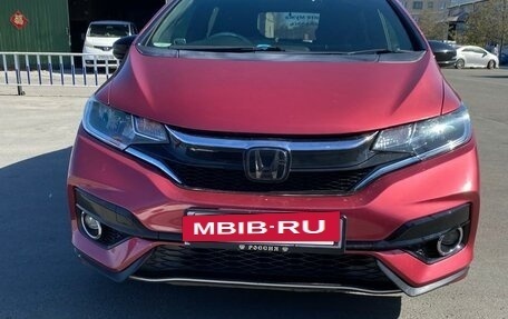 Honda Fit III, 2018 год, 1 600 000 рублей, 4 фотография