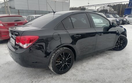 Chevrolet Cruze II, 2011 год, 690 000 рублей, 7 фотография