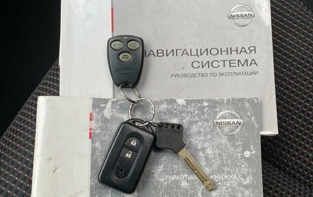 Nissan Tiida, 2010 год, 899 000 рублей, 31 фотография