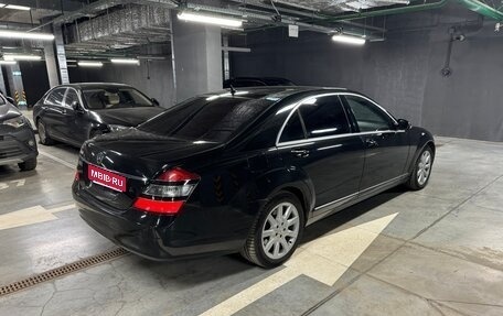 Mercedes-Benz S-Класс, 2006 год, 950 000 рублей, 1 фотография