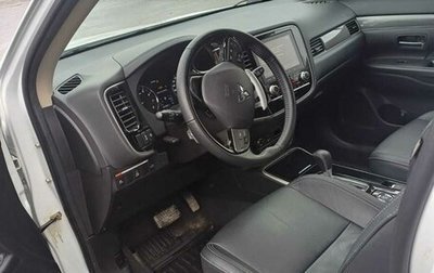 Mitsubishi Outlander III рестайлинг 3, 2020 год, 3 500 000 рублей, 1 фотография