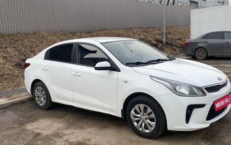 KIA Rio IV, 2017 год, 925 000 рублей, 8 фотография