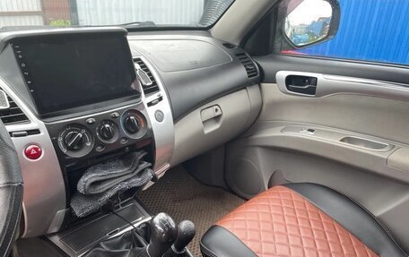 Mitsubishi Pajero Sport II рестайлинг, 2010 год, 1 300 000 рублей, 10 фотография