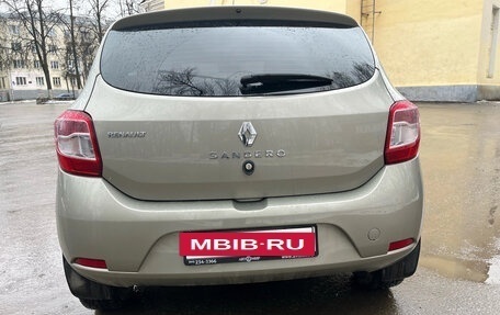 Renault Sandero II рестайлинг, 2015 год, 699 999 рублей, 5 фотография