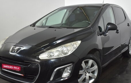 Peugeot 308 II, 2011 год, 589 000 рублей, 3 фотография