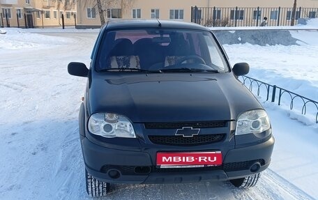 Chevrolet Niva I рестайлинг, 2010 год, 535 000 рублей, 1 фотография