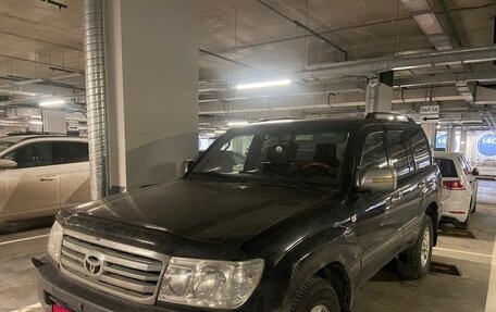 Toyota Land Cruiser 100 рестайлинг 2, 2006 год, 5 900 000 рублей, 1 фотография