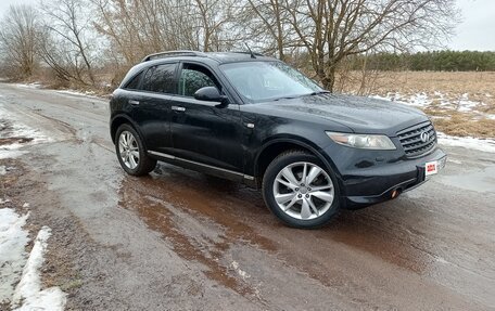 Infiniti FX I, 2007 год, 900 000 рублей, 4 фотография